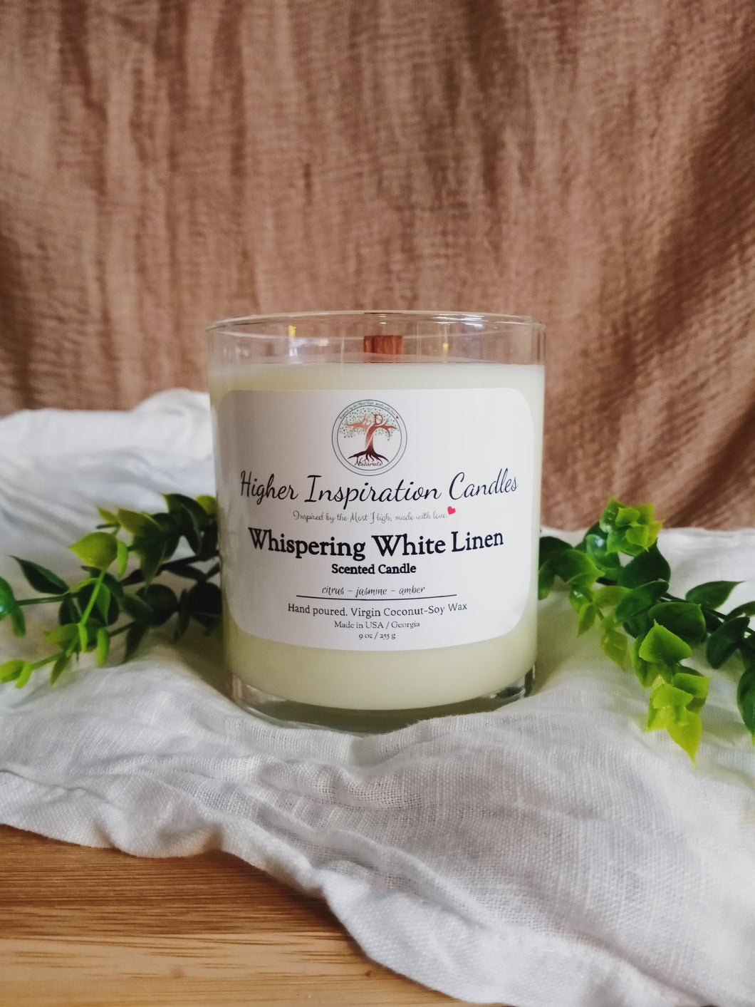 Whispering White Linen Candle 9 oz.